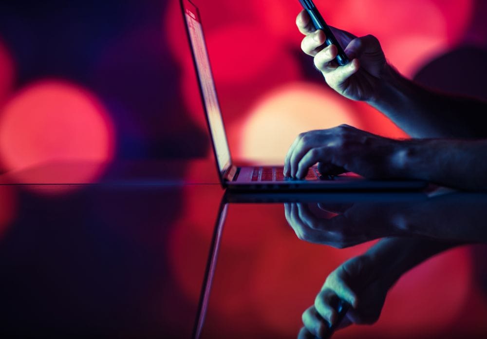 Social Media Scams & Giveaways